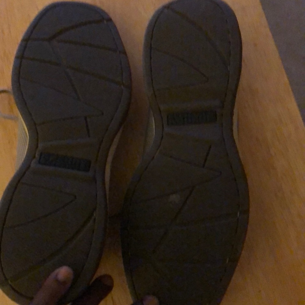 Shoes - Picture 2 of 2